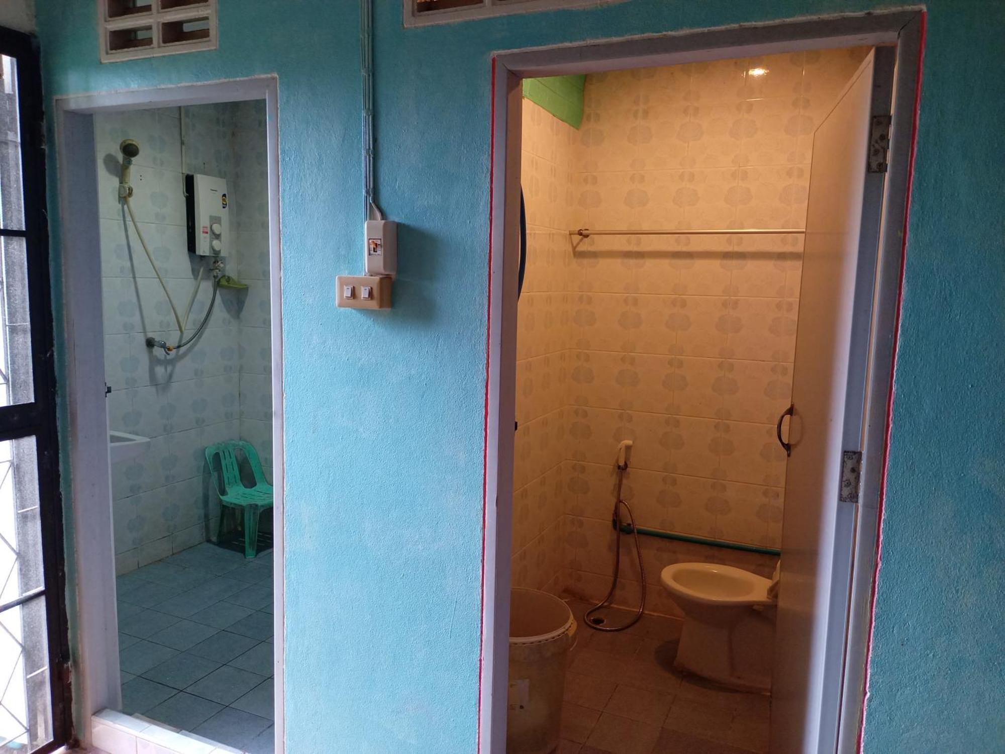 Np Guesthouse Trat Exterior photo